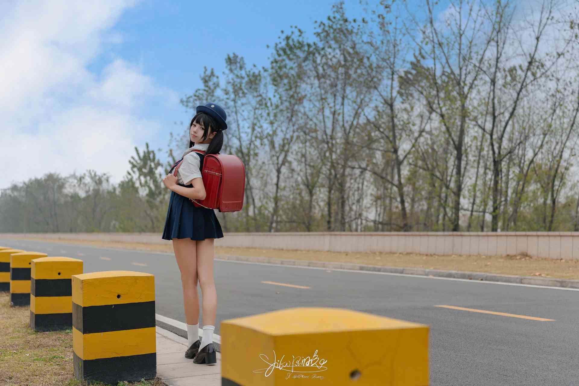 NO.009咬一口兔娘2024 9月作品『捕获水手服』77P-可宝主