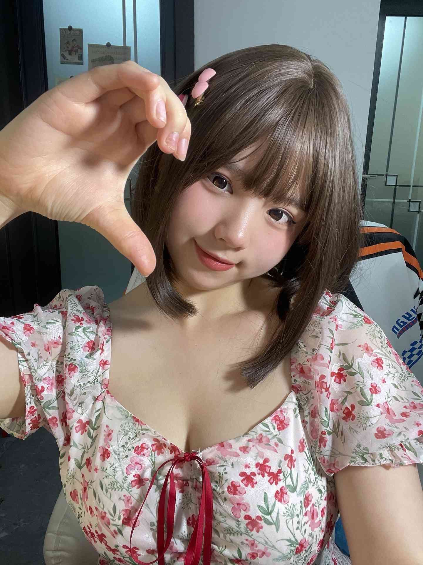 NO.034葱油饼er碎花裙全景展示【18P】-可宝主