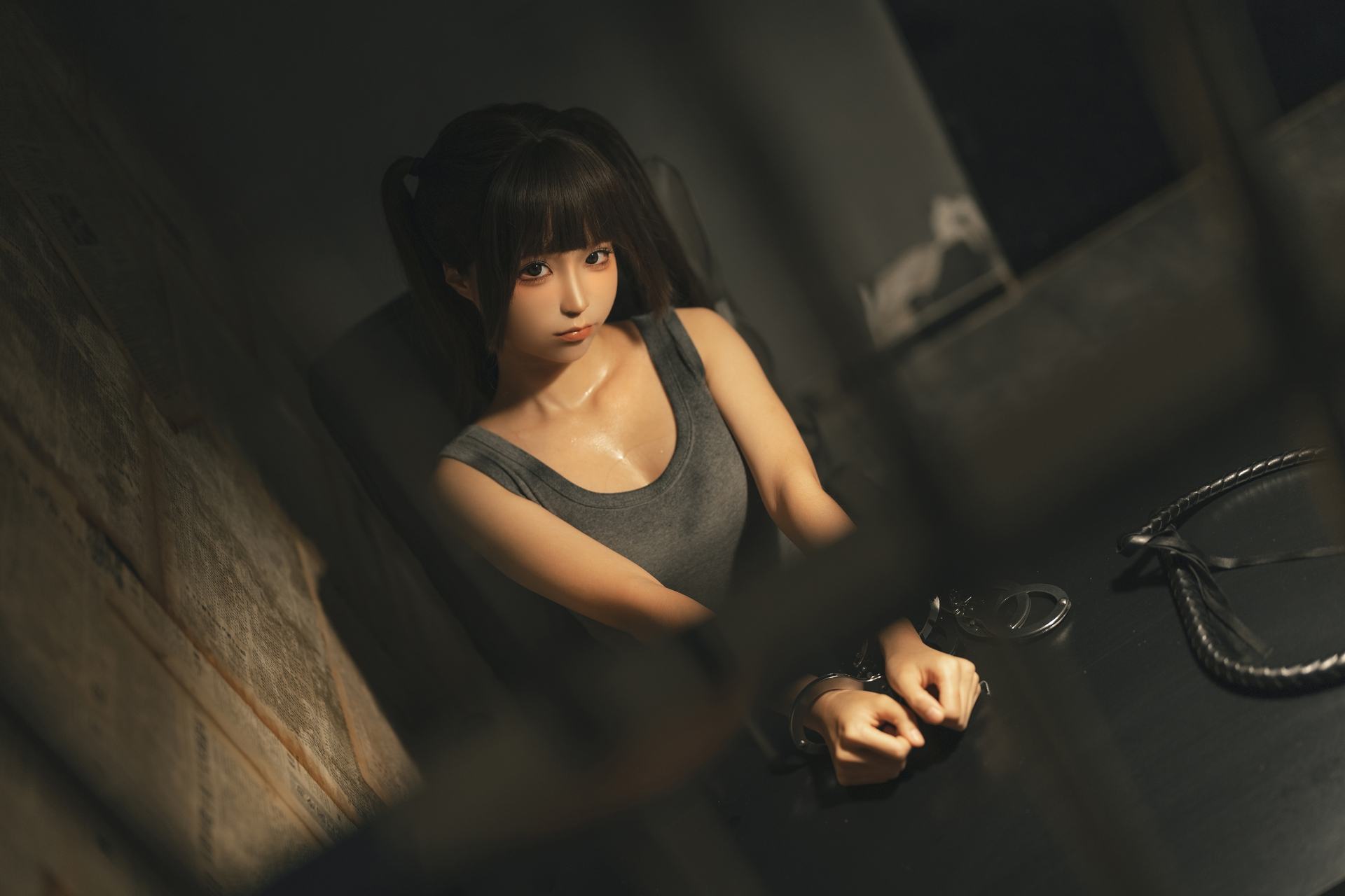 蠢沫沫审讯
