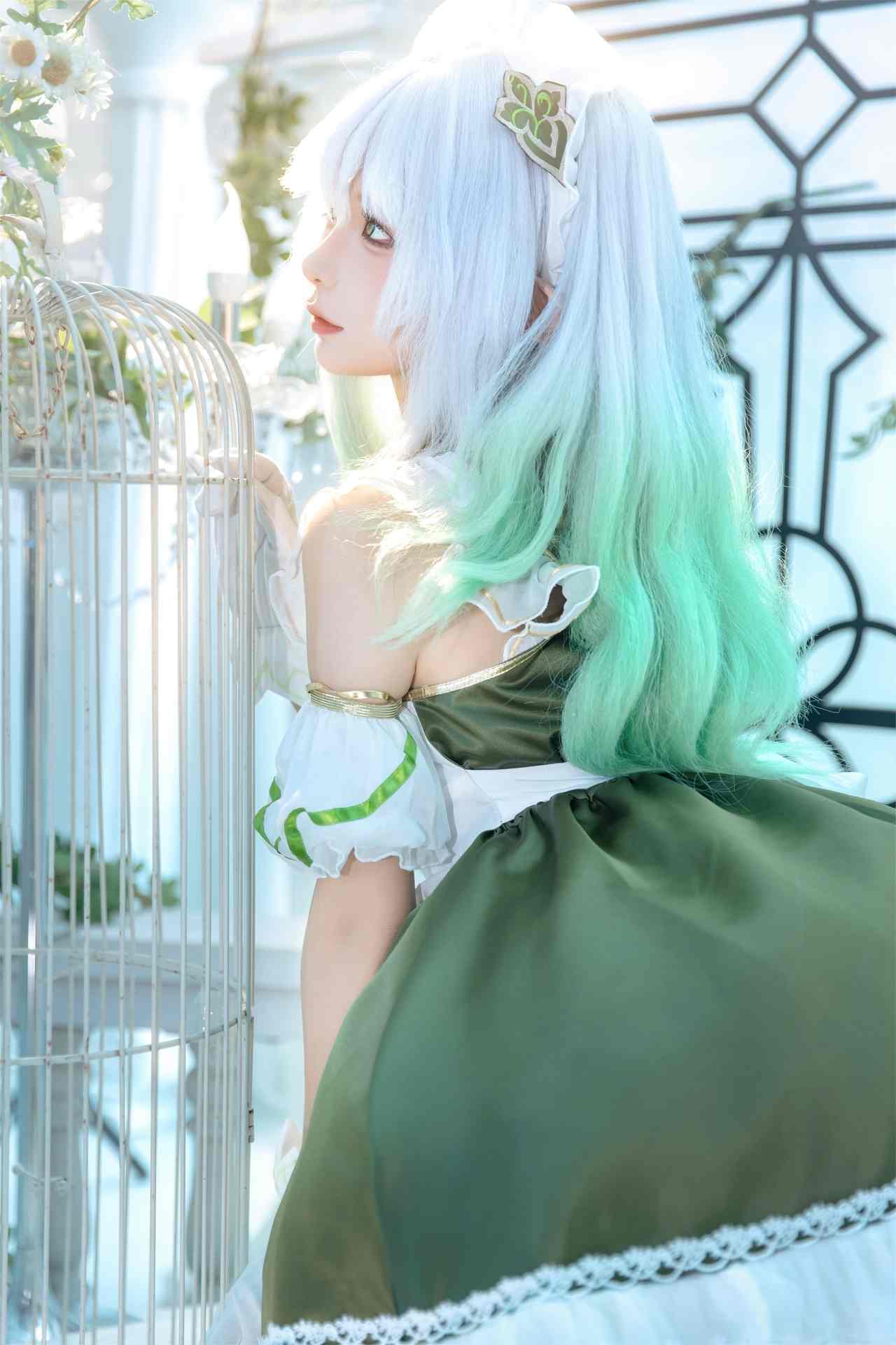 蠢沫沫草神女仆