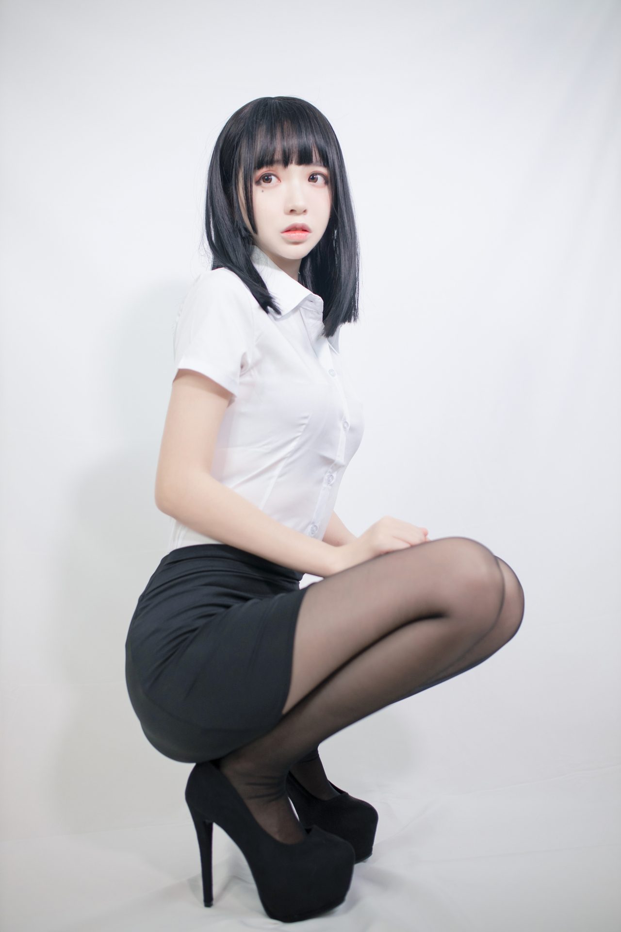 NO.028疯猫ssol定制引人入胜的艺术写真【40P】-可宝主
