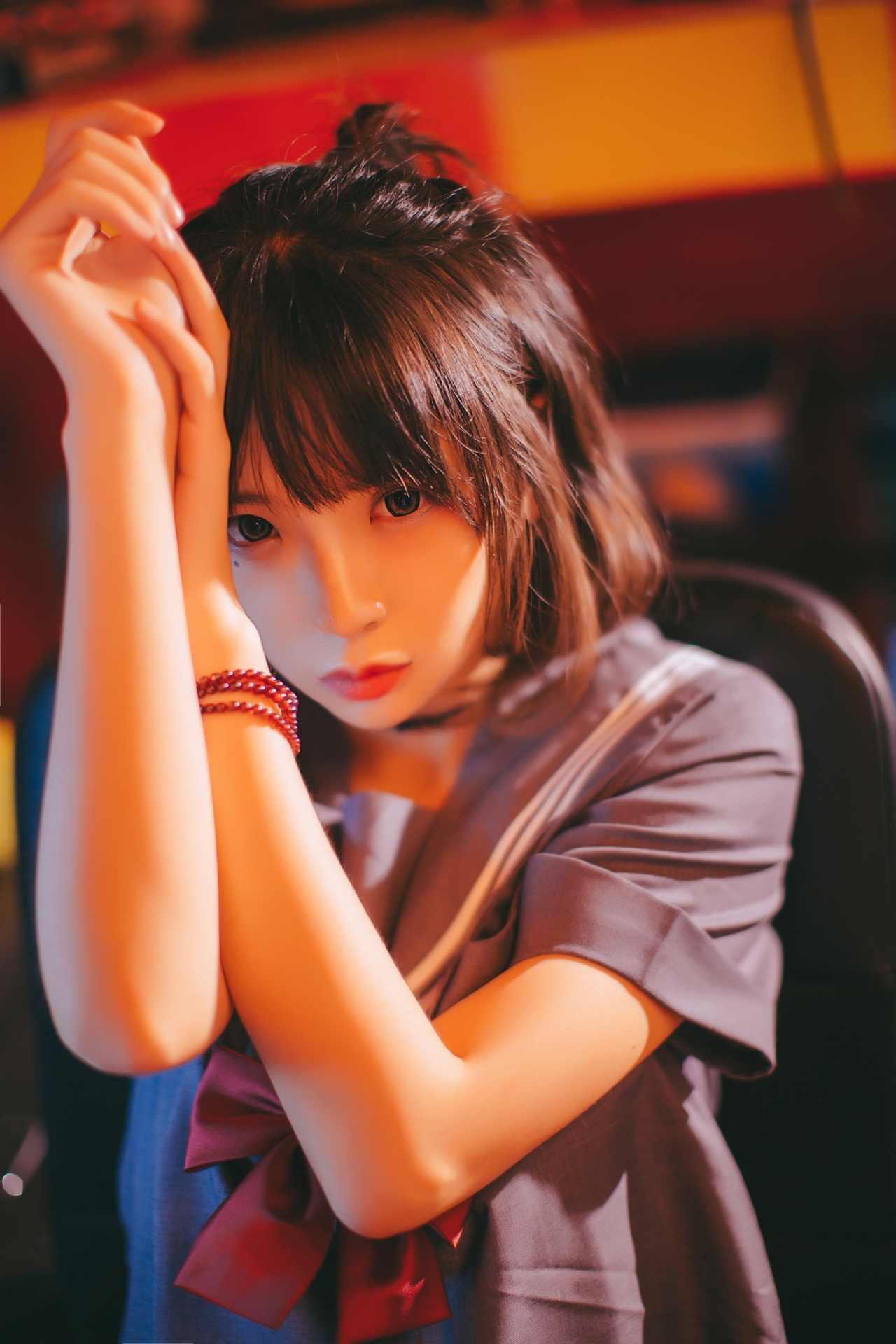 疯猫ss被囚禁的少女