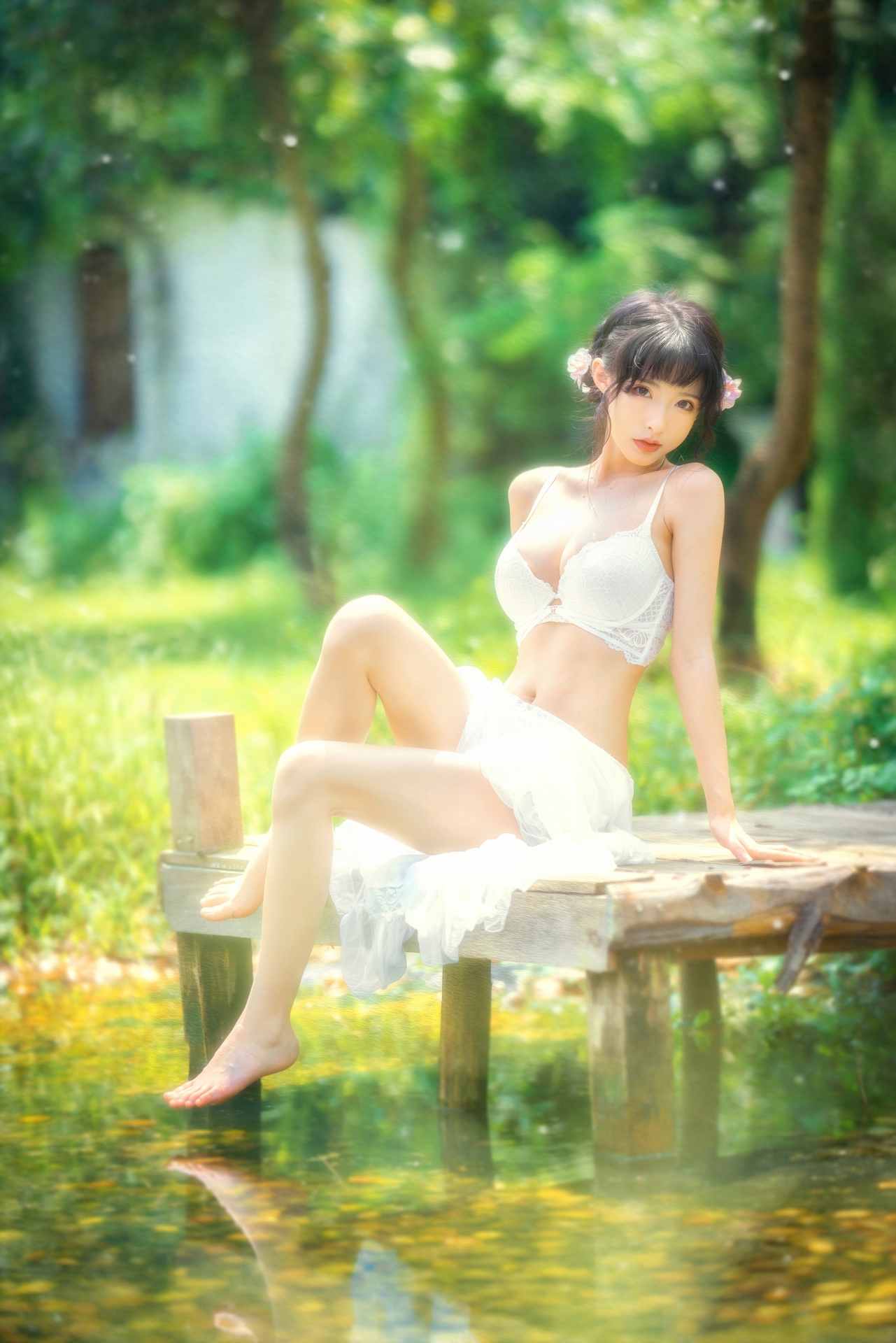 清水由乃蕾丝花园