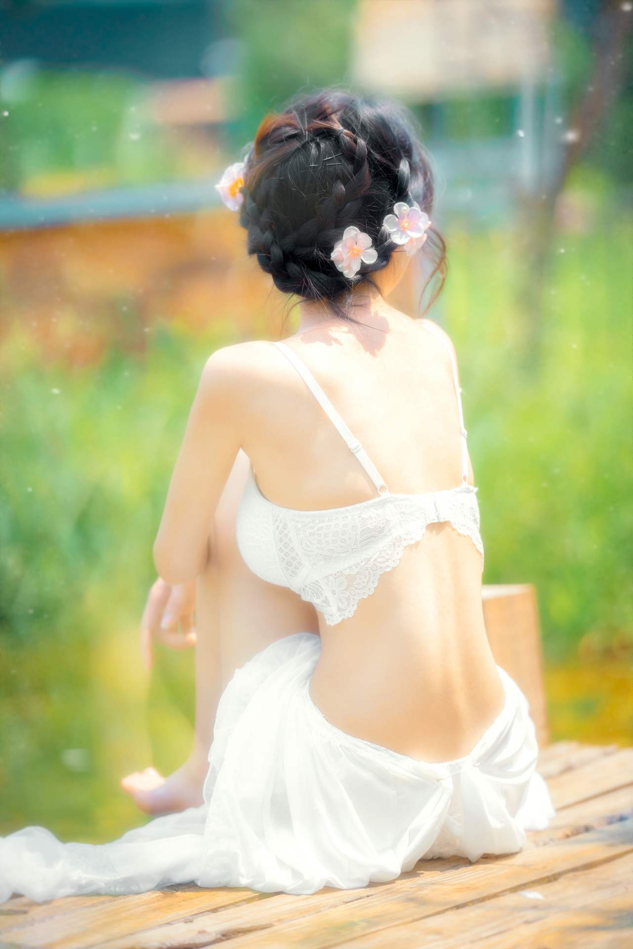 清水由乃蕾丝花园