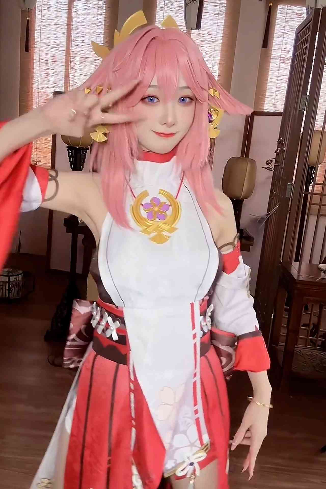 封疆疆八重神子公式