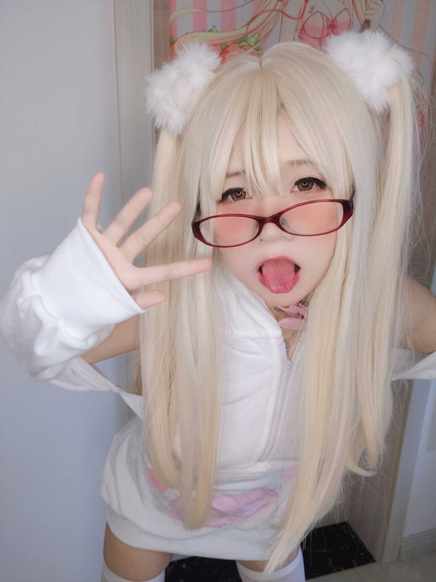 NO.044軟妹搖搖樂白いクリーム超美写真【110P】-可宝主