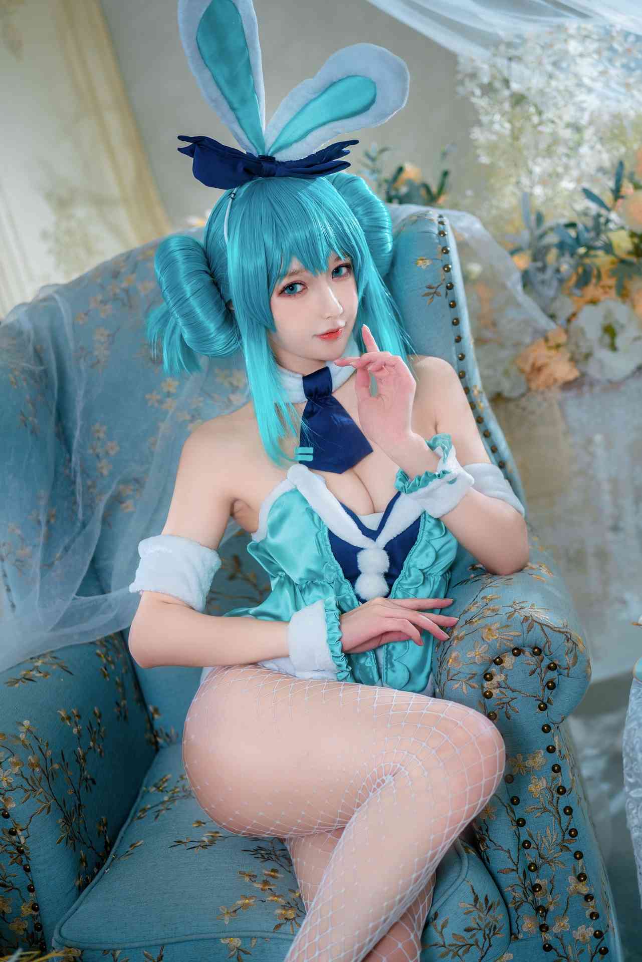 阿包也是兔娘白兔miku