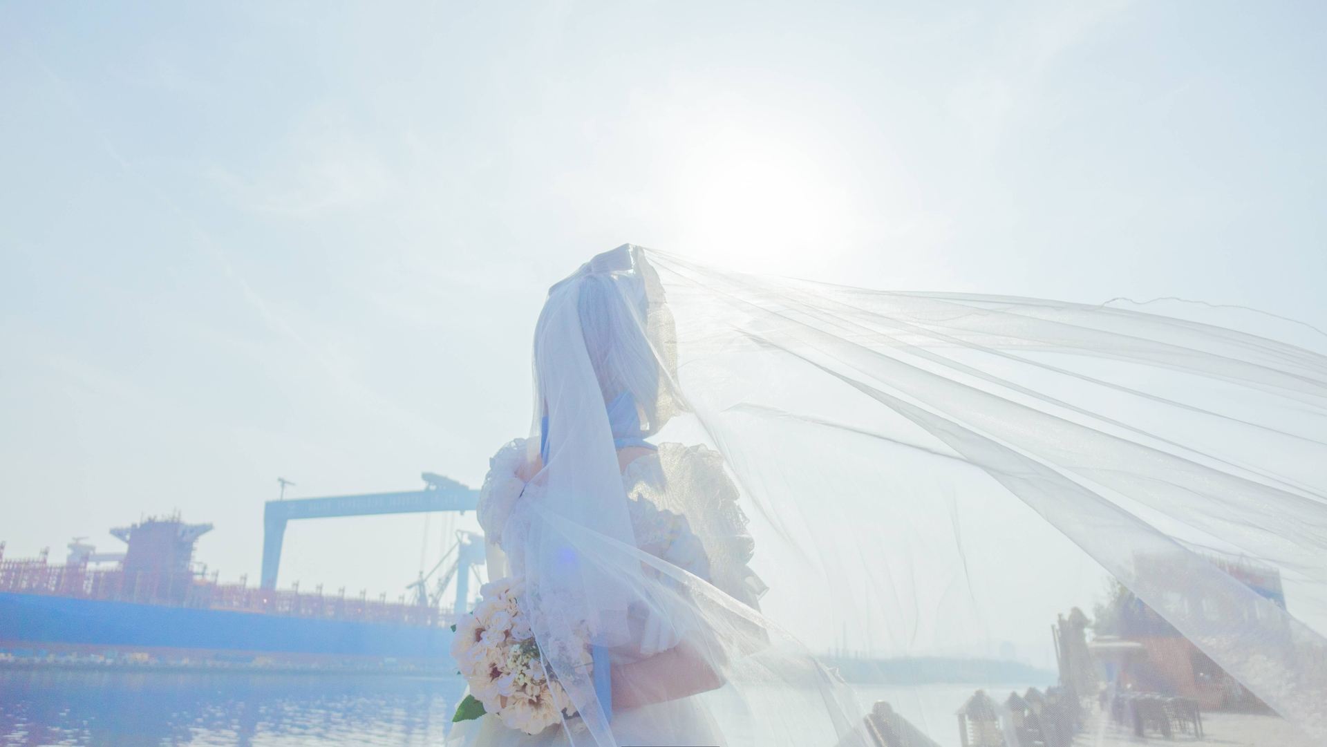 NO.053斯文文文文VOCALOID COS御姐洛天依花嫁精选图集【13P】
