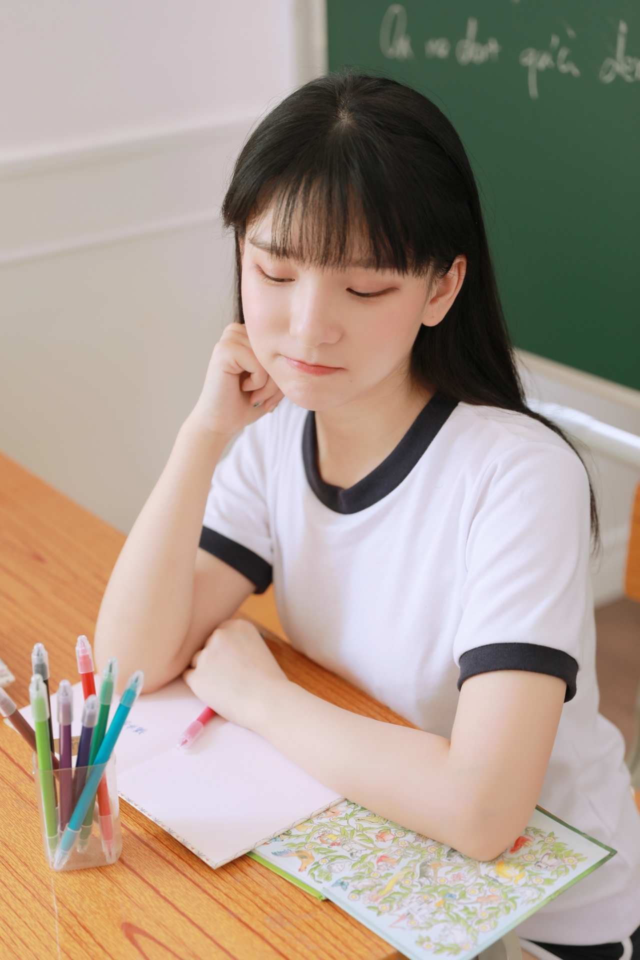 NO.001赵小臭教室篇18P-可宝主