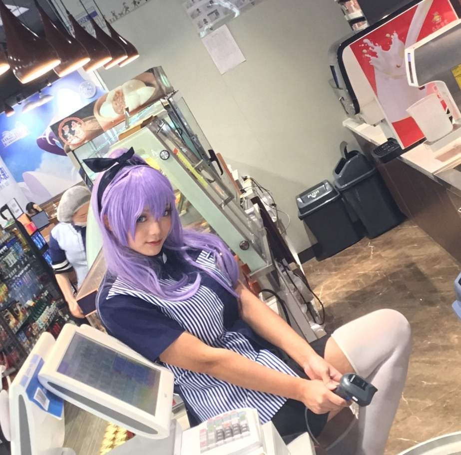 枣糕-下野病弃疗罗德尼 一日店长