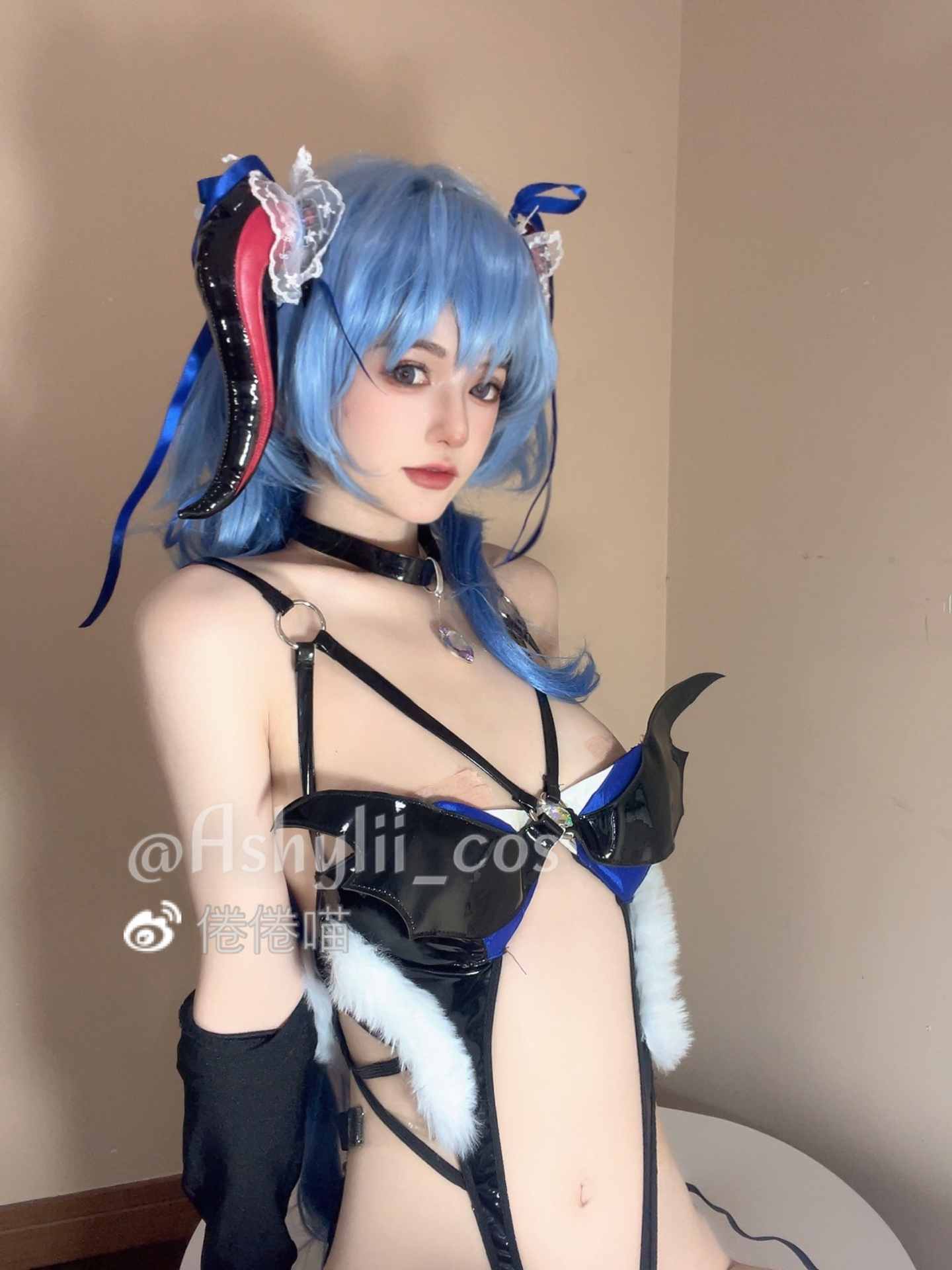 倦倦喵甘雨魅魔