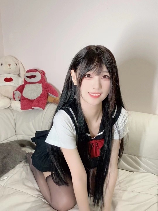 十万口草莓粥粥 十万口草莓粥粥