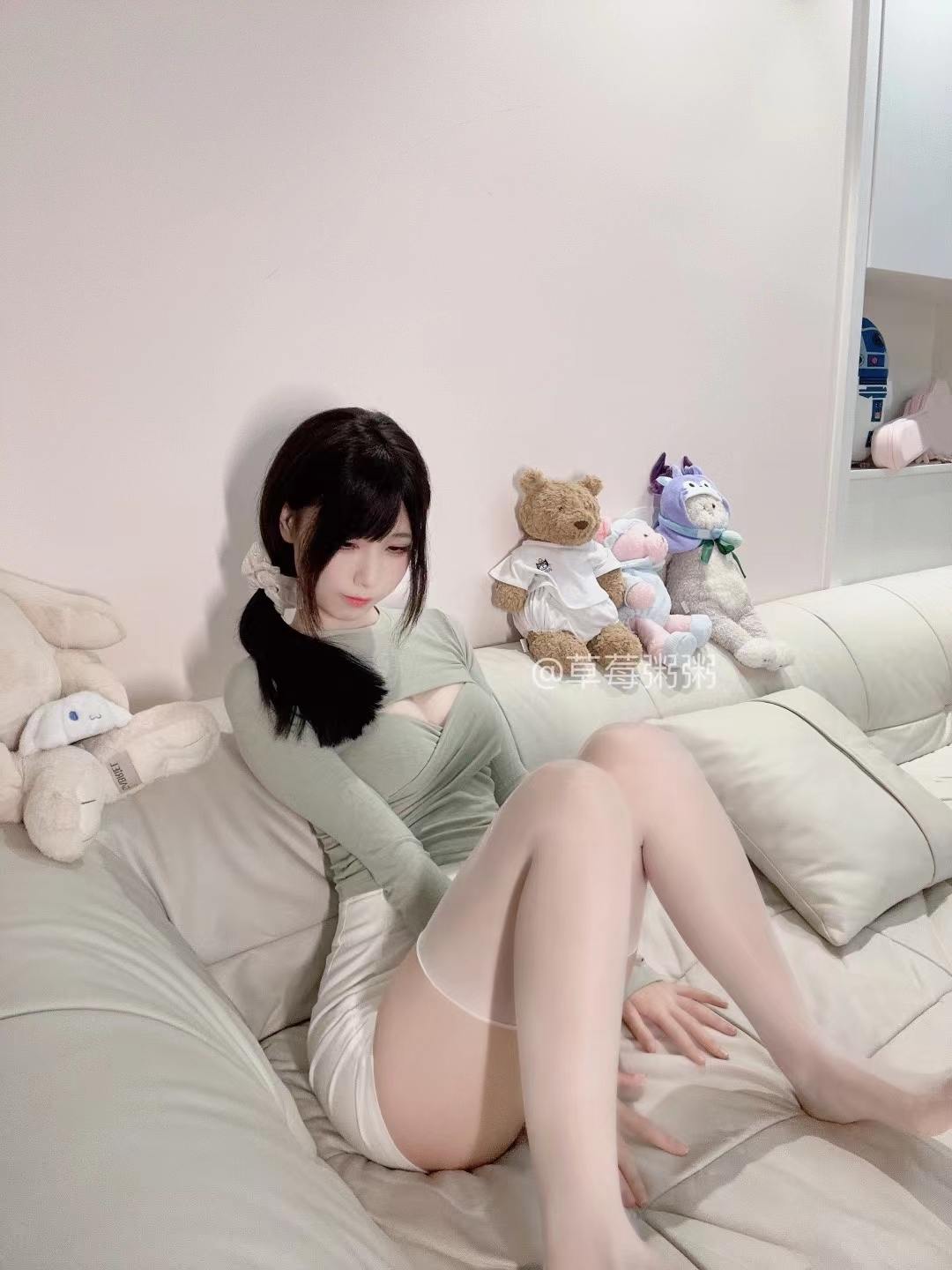 十万口草莓粥粥舰长图包八