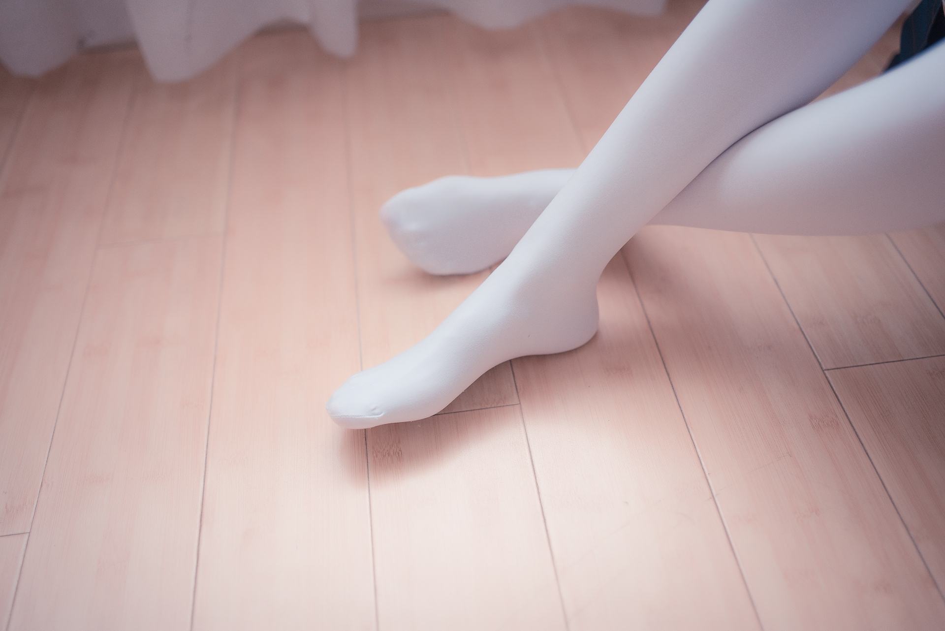 风之领域邻家白丝清新女孩