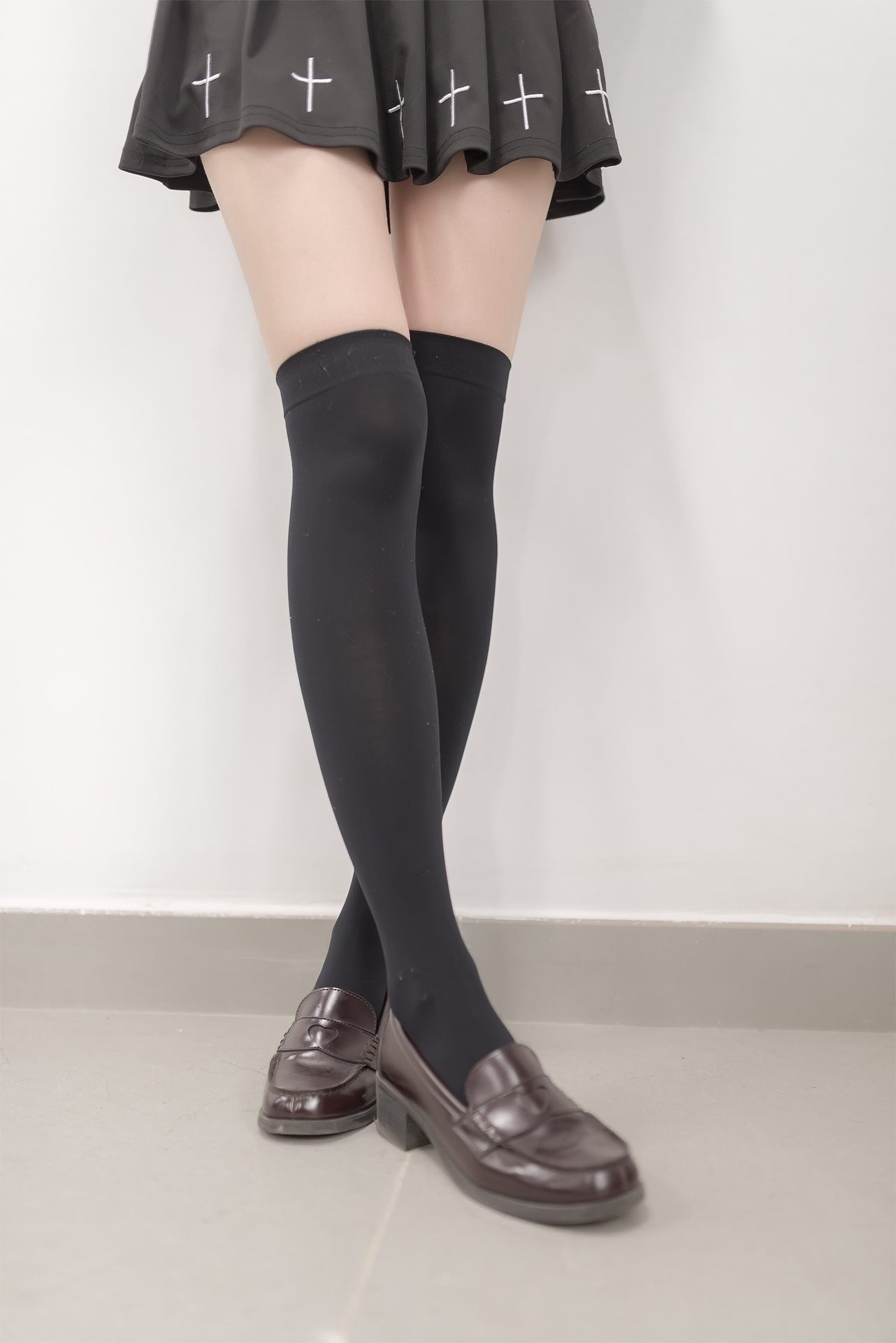 风之领域教室黑丝修长美腿