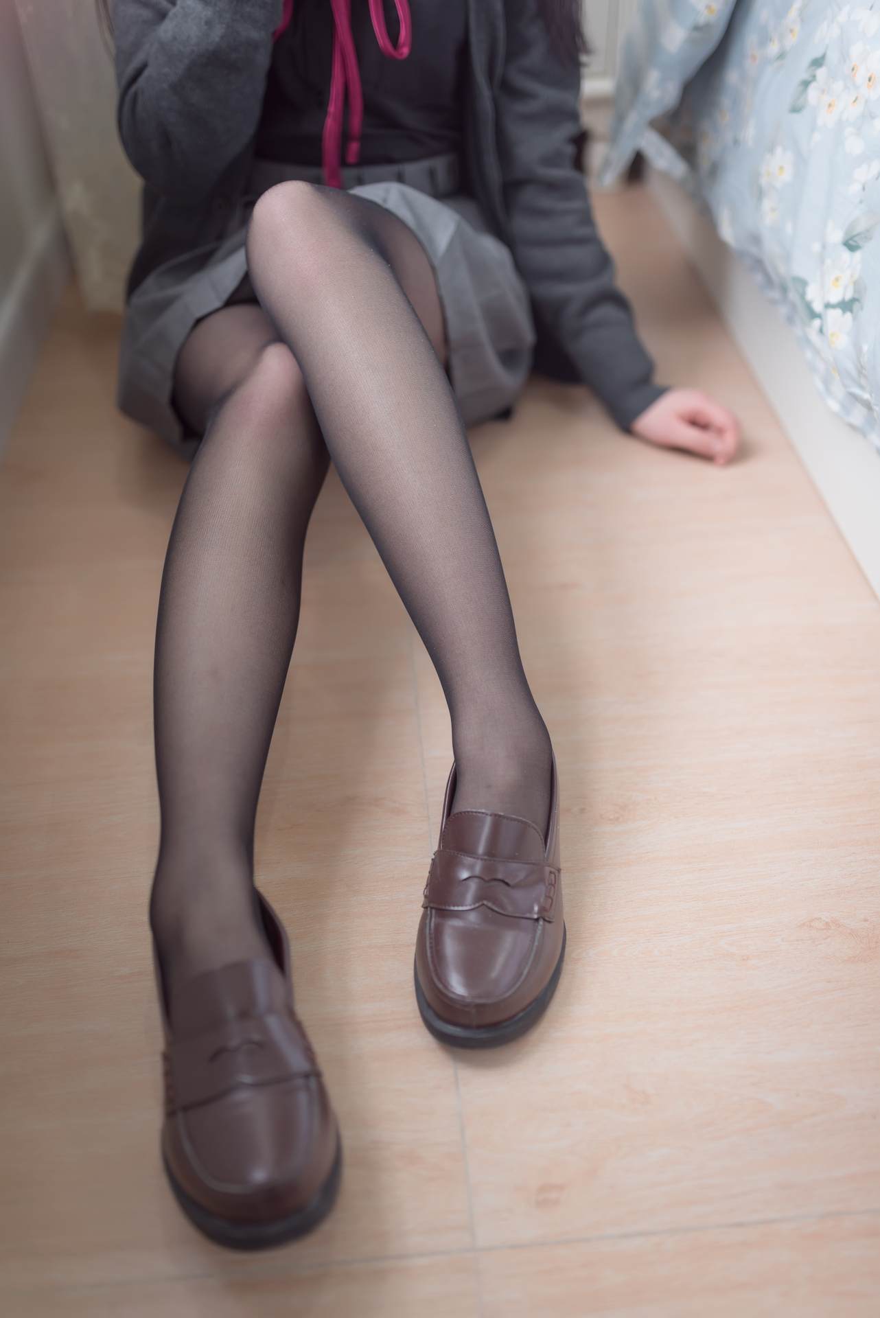 风之领域黑丝短裙
