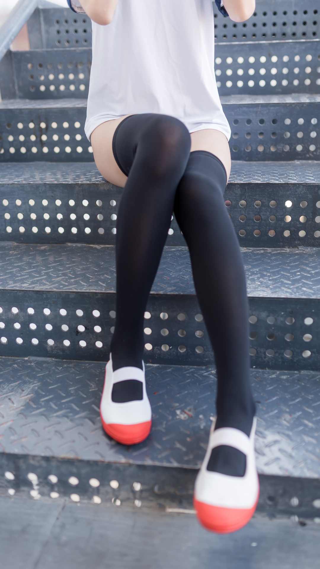风之领域运动少女的性感