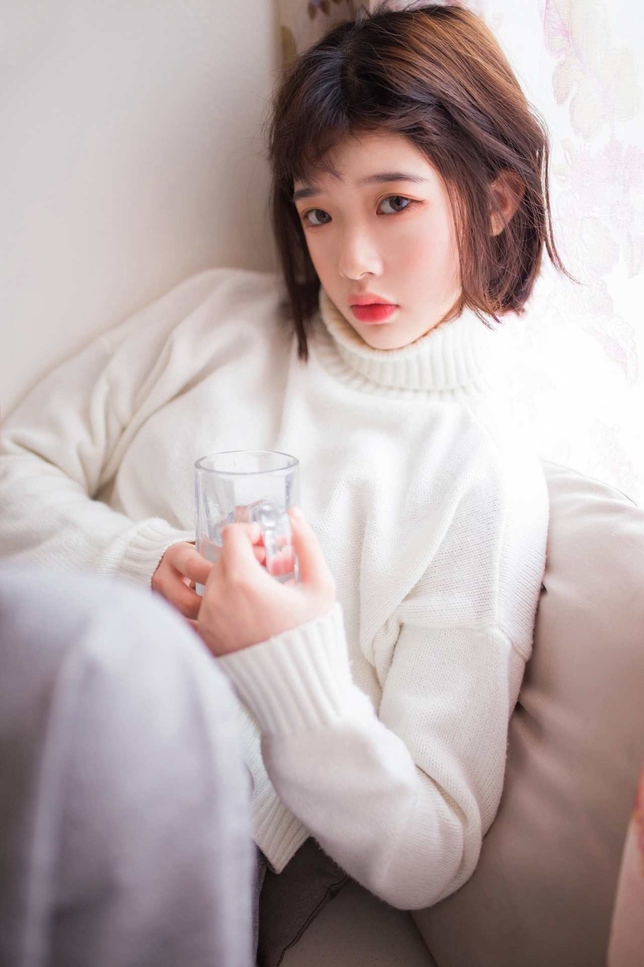 风之领域毛衣少女