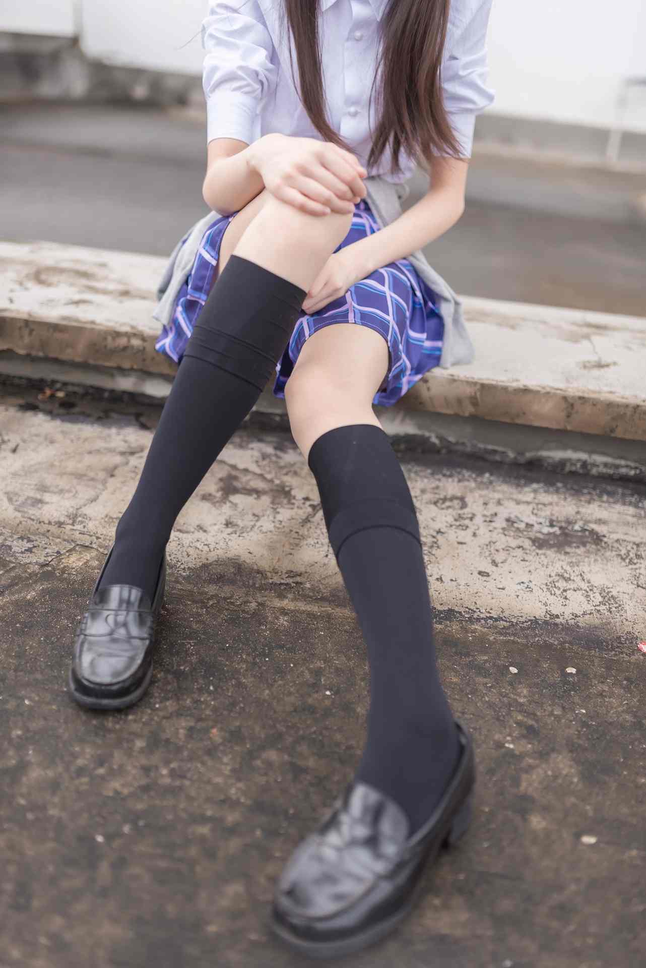 风之领域紫色格子裙