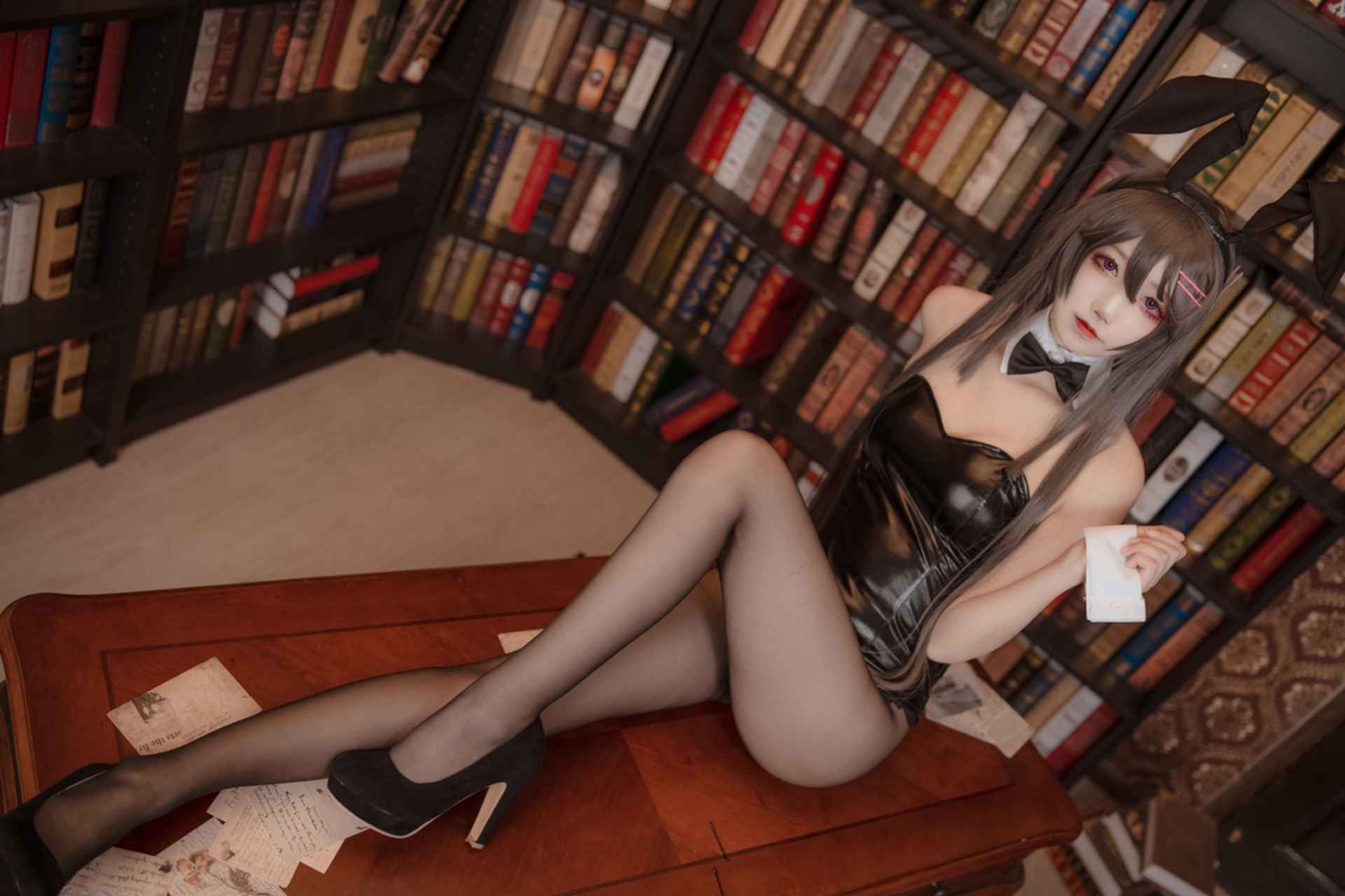 风之领域黑丝兔女郎