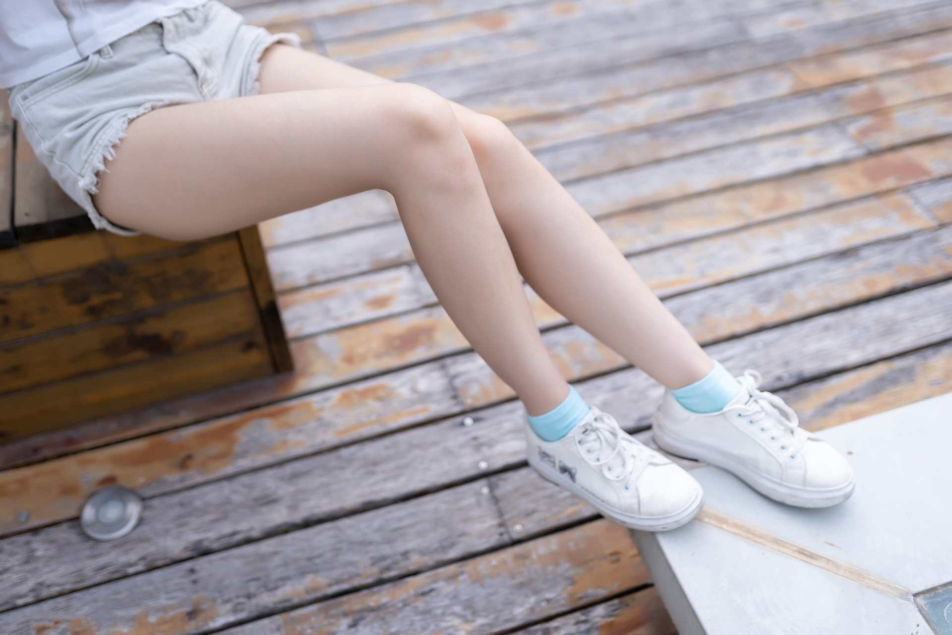 风之领域果腿少女