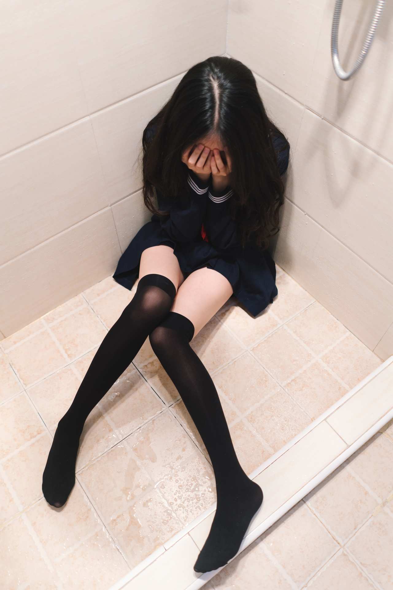 NO.283风之领域纯黑系黑丝少女36P-可宝主