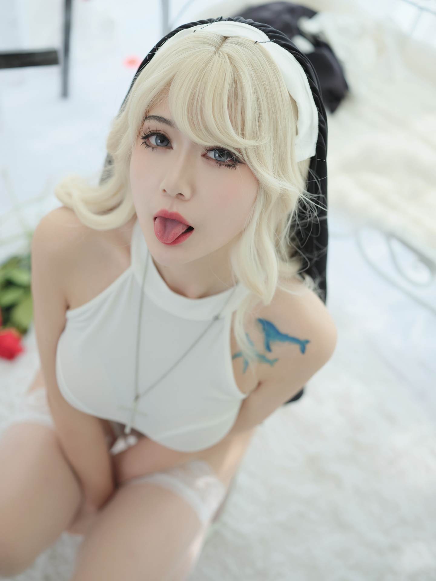 一米八的大梨子修女