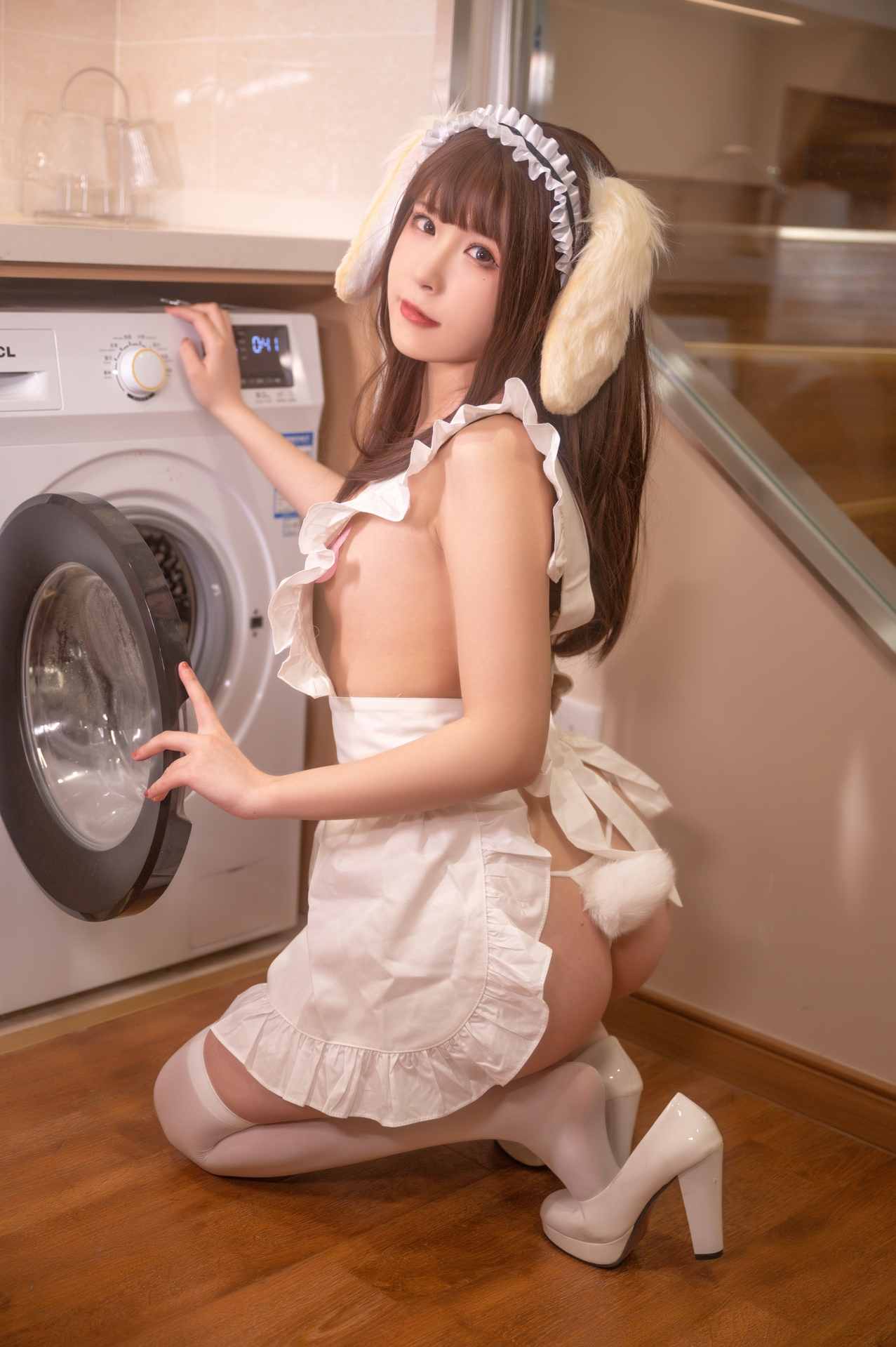 Quan冉有点饿兔耳女仆
