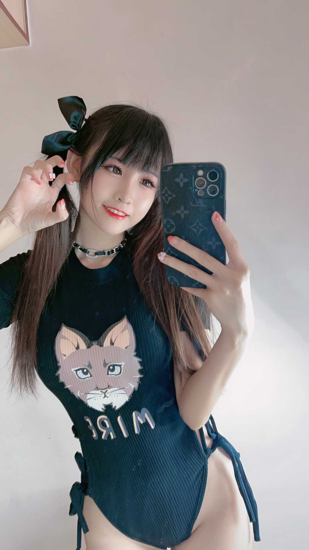 miko酱ww自拍系列mikoの黑丝02