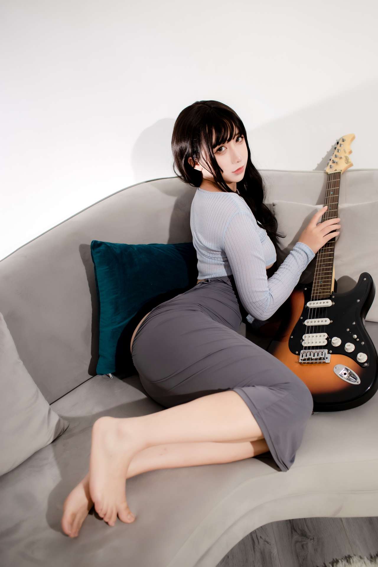 NO.076九曲Jean吉他妹妹包臀裙 52P-可宝主